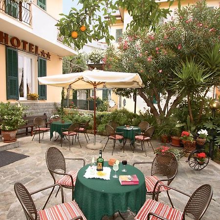 Hotel Villa Bianca Laigueglia Eksteriør bilde